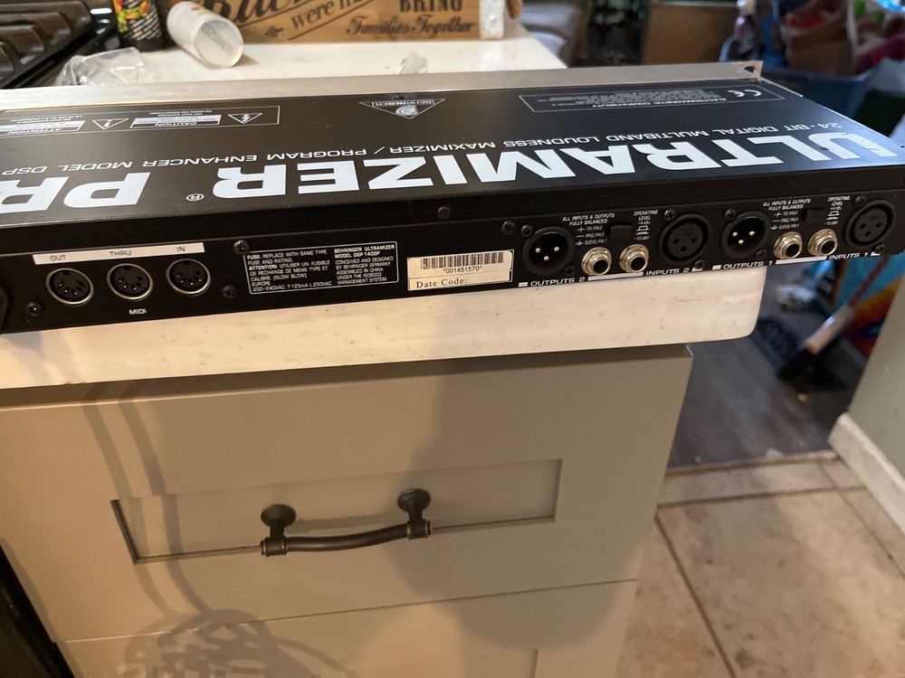 Behringer Ultramizer Pro DSP 1400P