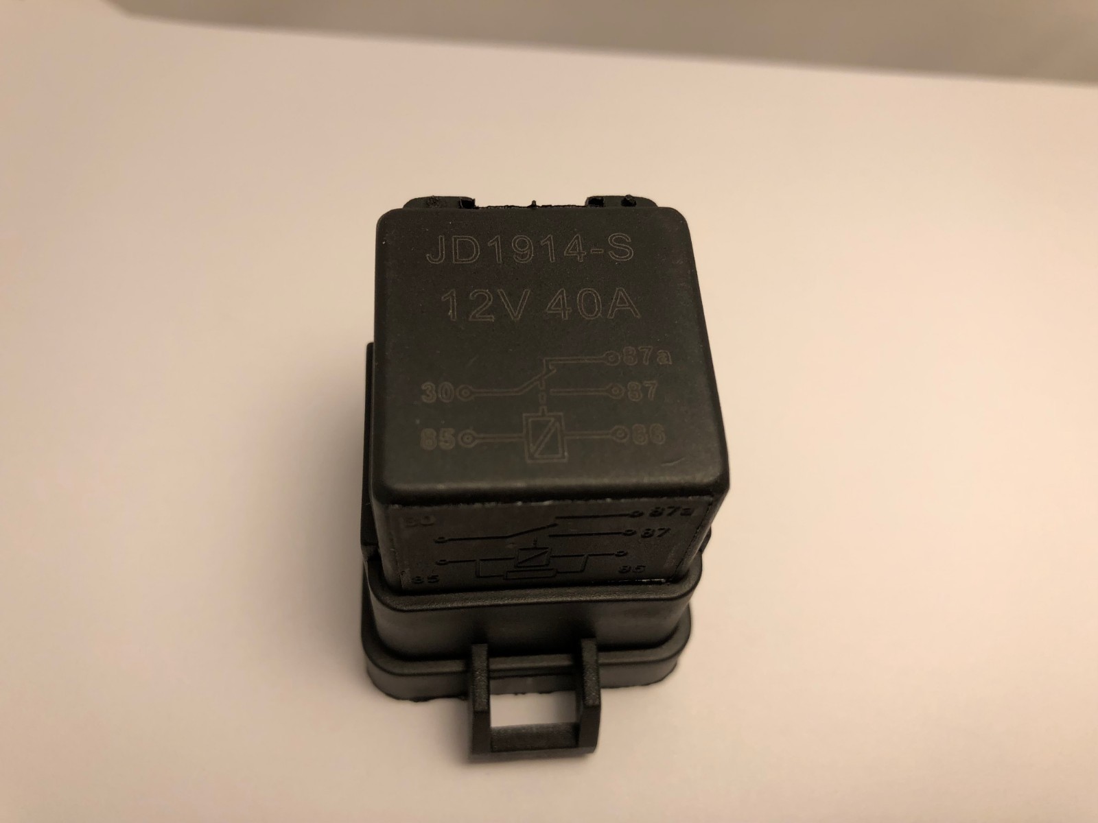 12 VOLT WATERPROOF SPDT RELAYS & SOCKETS KIT 40A 12V FOR AUTOMOTIVE DIY (2 pcs)