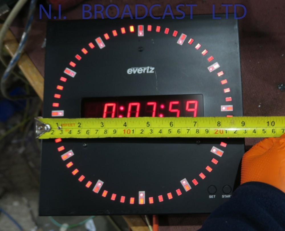 Evertz digital clock with timecode and manual start. (23cm)