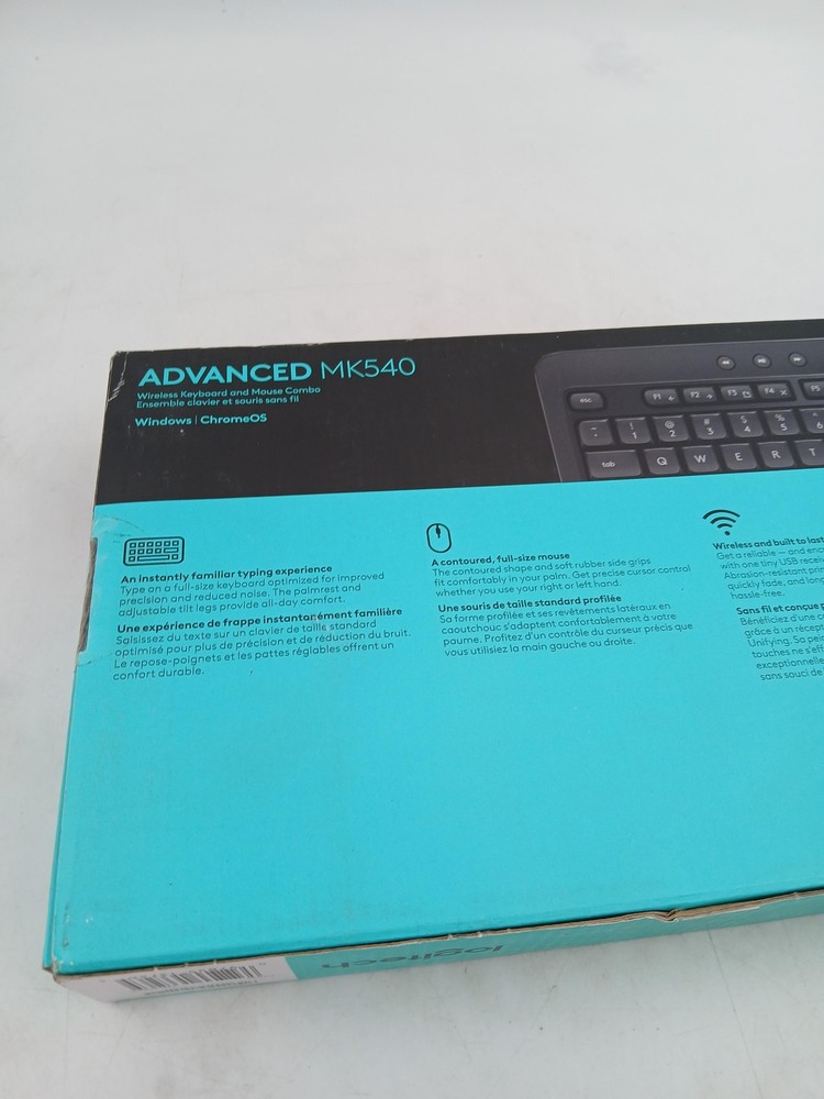 Logitech MK540 Advanced Wireless Keyboard Mouse Combo Black USB New Open Box