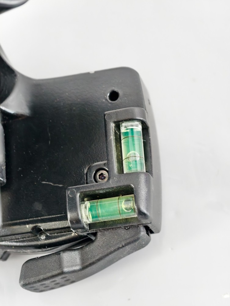 SLIK Tripod Pan/Tilt Head w/ Bubble Level & Handle – Quick Release Clamp
