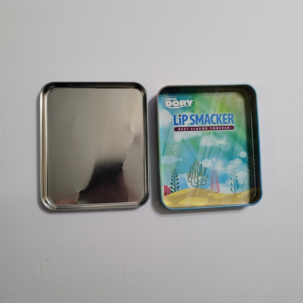 Pixar Dory Lip Smacker Tin