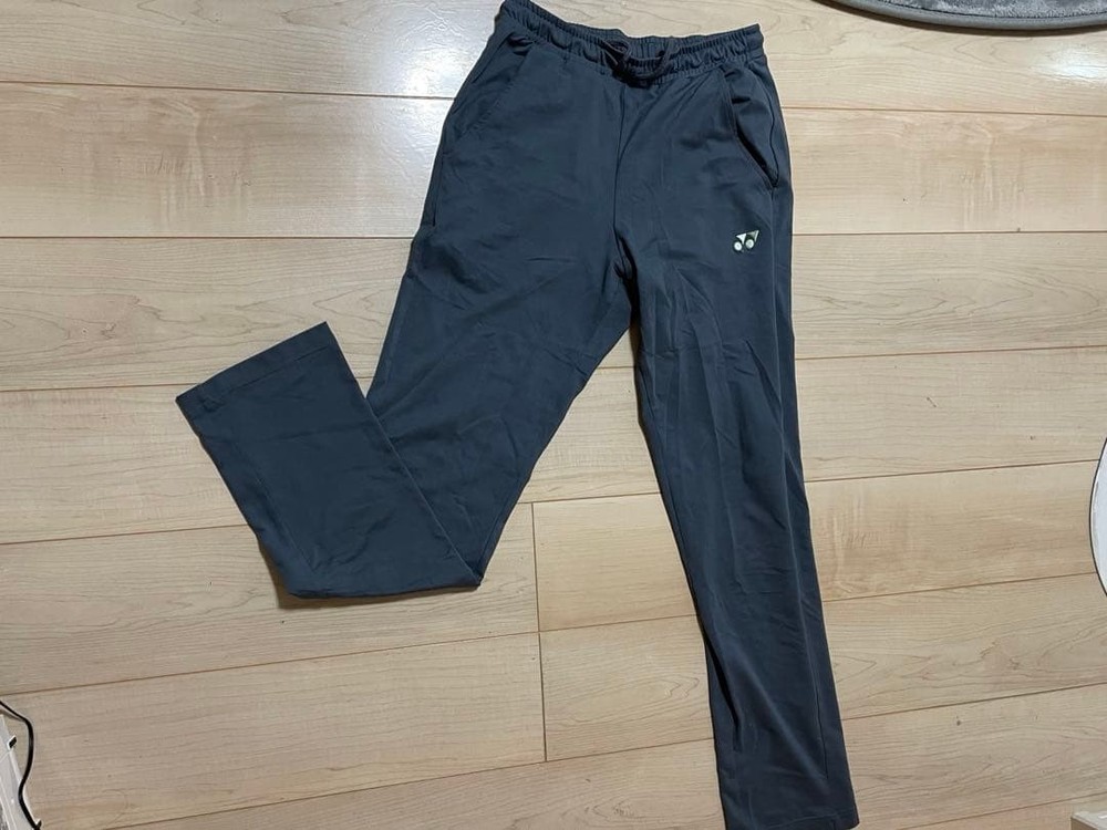 YONEX tennis pants gray