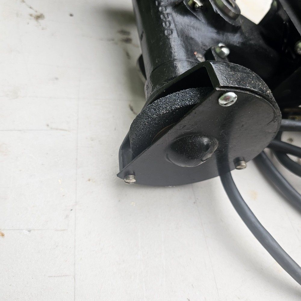 Dumore 44-011 Tool Post Grinder