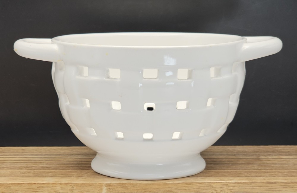 Cute Small White Ceramic Colander Basket Weave Design Fruit/Decor