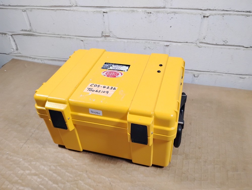 Biddle Versa-Cal Calibrator 720390- UNTESTED SURPLUS / POWERS ON