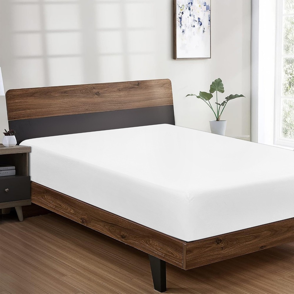 Hotel Quality Bed Sheets Bulk Packs, White Flat Sheets Deep Pocket Fitted Sheet