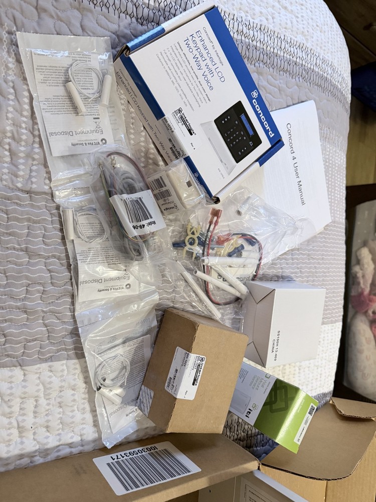 Interlogix Concord 4 Alarm System Kit Enhanced LCD Keypad Wall Mount Sensor