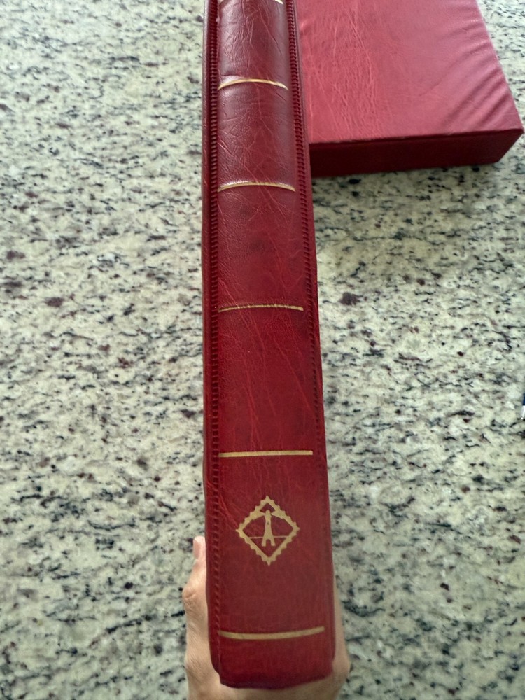 Lighthouse Vario 3-Ring Binder & Slipcase Red with 41 1S 1 Pocket Stock Pages