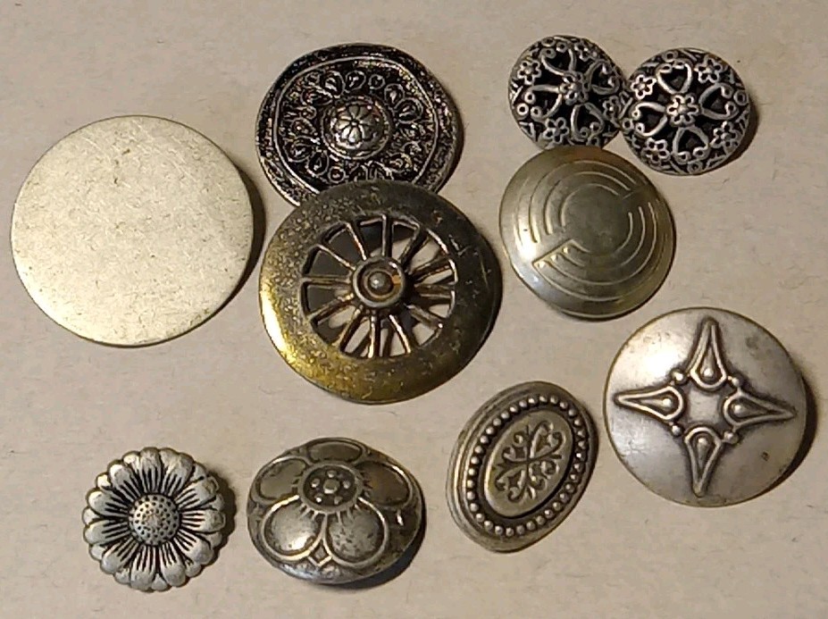 10 Metal Vintage Buttons