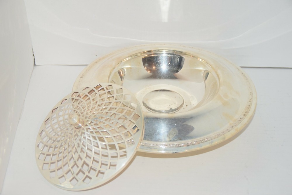 EPNS 809 Serving Bowl With Lattice Lid Silver