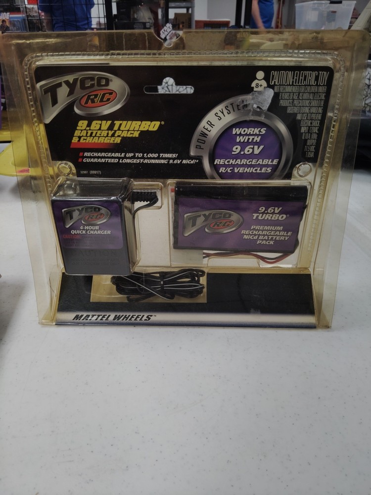 Tyco RC 9.6V Battery Pack And Quick Charger