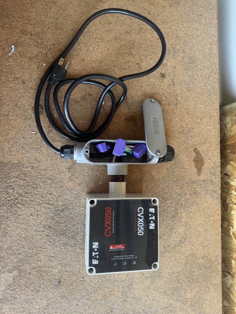 Eaton CVX050-240S Surge Protector