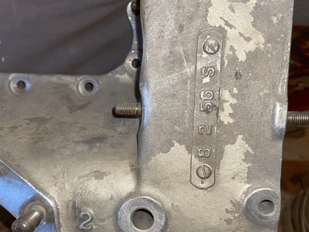 Continental 0–470 crankshaft housing