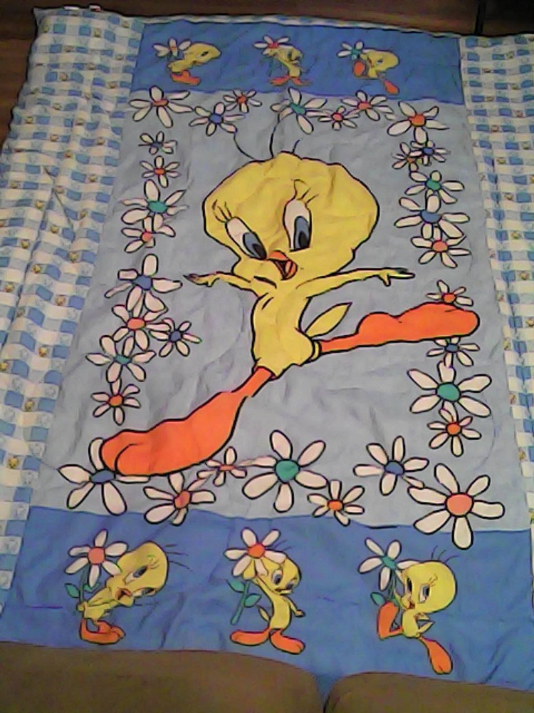 Tweety Bird Twin Comforter 60 x 82