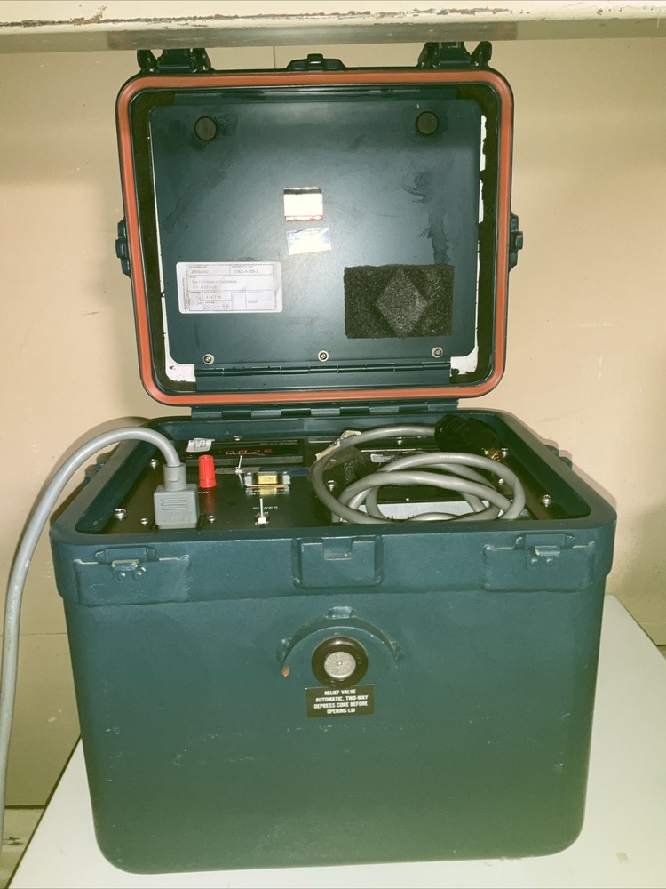 MKS Instruments PVS-1-10 Electronic Manometer Precision Vacuum Test Set