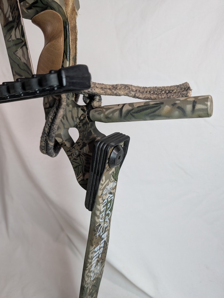 PSE Fire Flite 33 Compound Bow RH