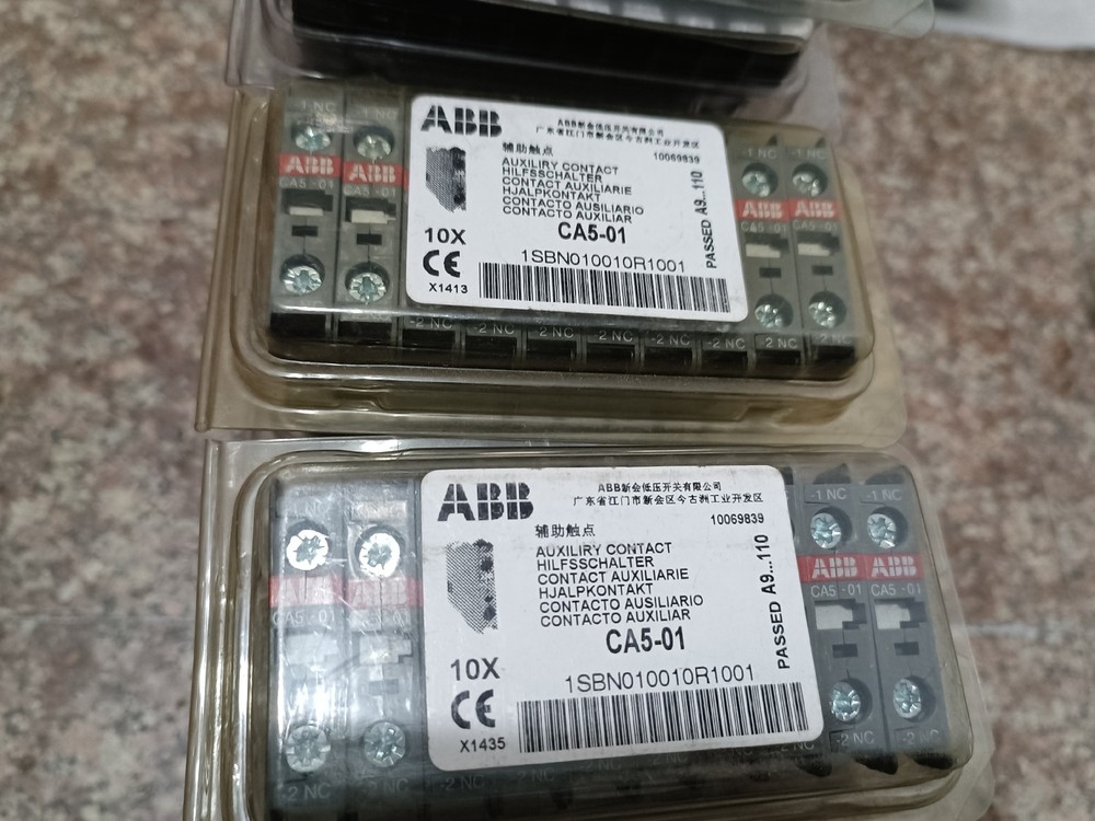 10PCS NEW CA5-01 Auxiliary contact