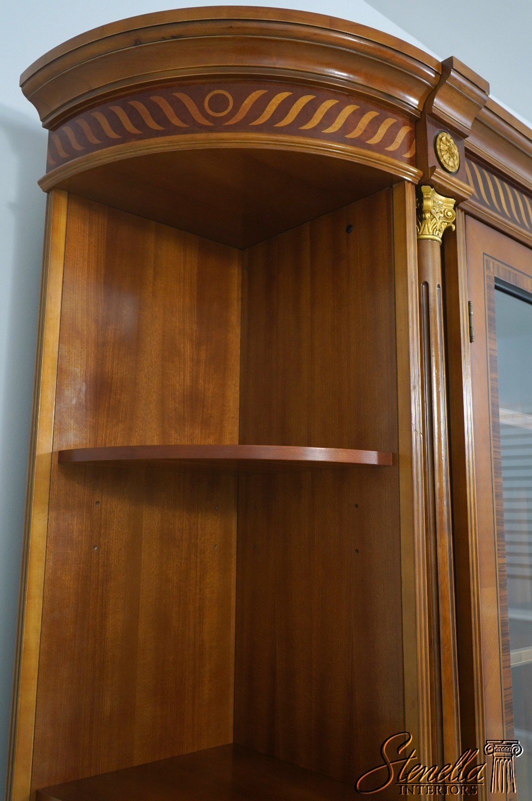 62814: Italian Georgian Style Wall Bookcase Unit