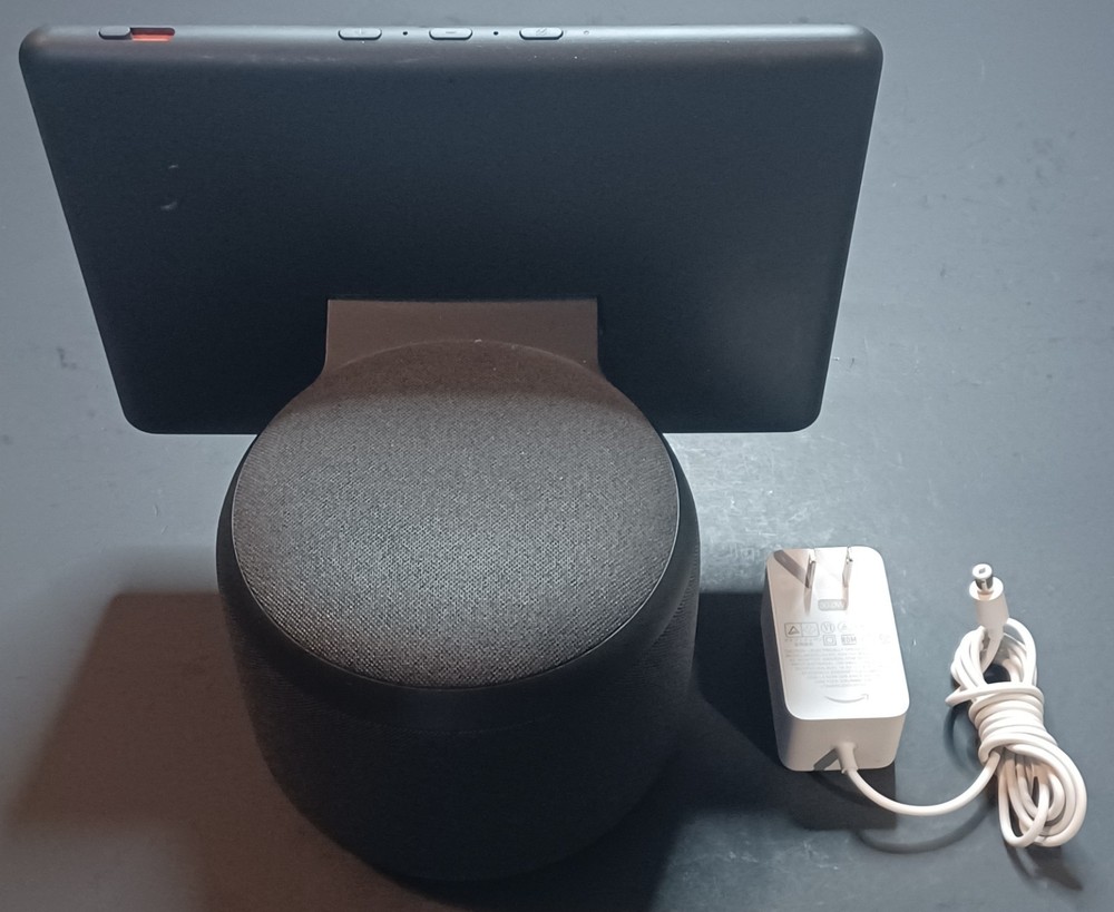 Amazon Echo Show 10 (3rd Generation) Black Wireless Alexa Smart Speaker (T4E4AT)