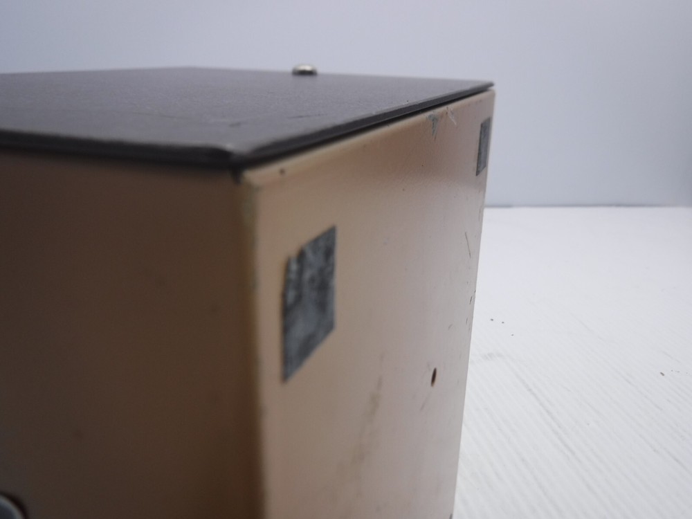 Lab-Line Instruments Inc. 1410 Electronic Timer