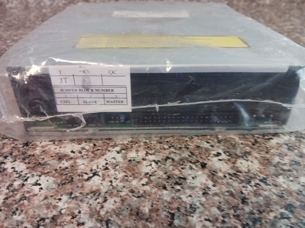 DVD +/- R/RW 8X 2.4X+R9 Dual Layer Multi Format Burner