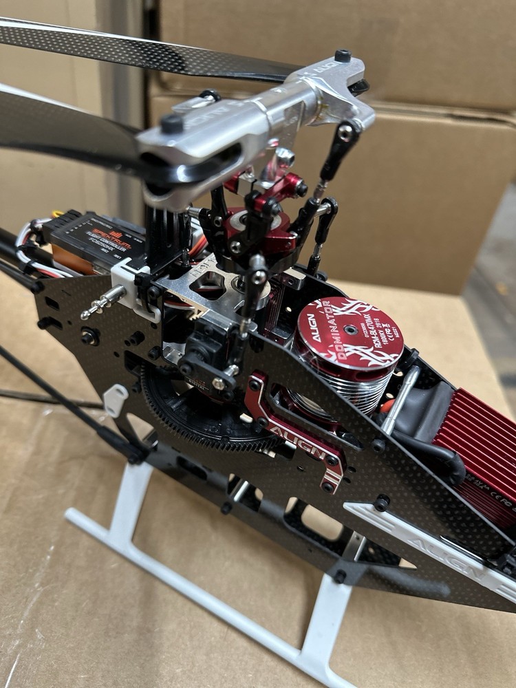 Align T-REX 470L Dominator With Spektrum Flight Controller! Mint condition!!!