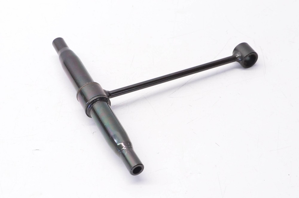 New OEM Yamaha 82M-47415-00-00 Bracket NOS