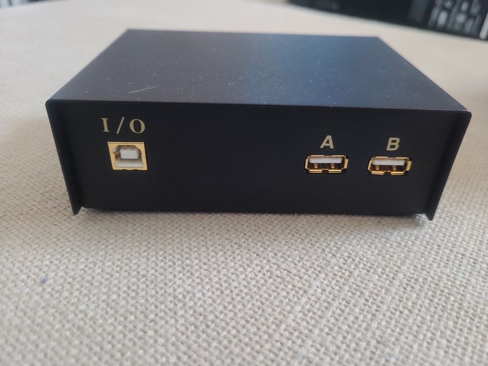 2 Port USB 2.0 Manual Sharing Switch BOX Printer Scanner 2:1 2A 1B