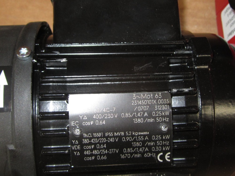 JESCO MEMDOS E 76 METERING PUMP MATERIAL PP/CSM