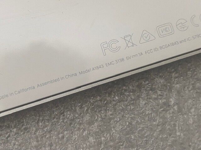 Apple A1843 Wireless Keyboard w/ Numeric Keypad MQ052LL/A Bluetooth Grade B