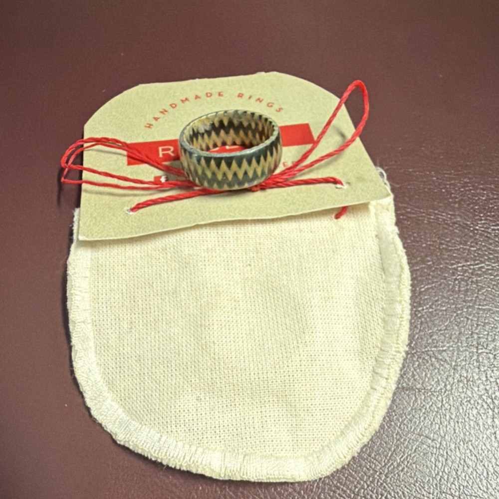 Rösler Handmade Band Ring Zigzag Pattern Beige Black