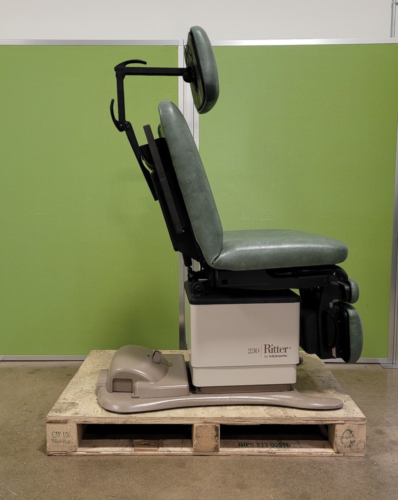 Ritter 230 Procedure Chair