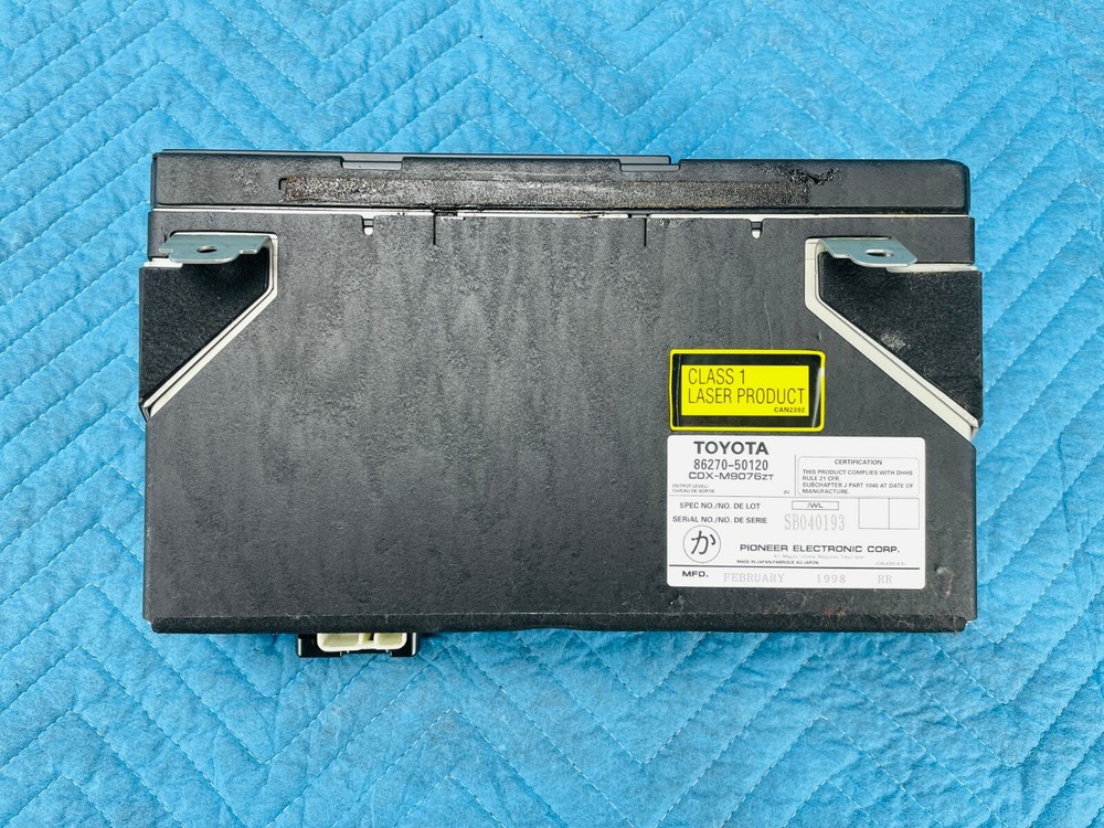Lexus LS400 CD Changer Player 1998 1999 2000 OEM