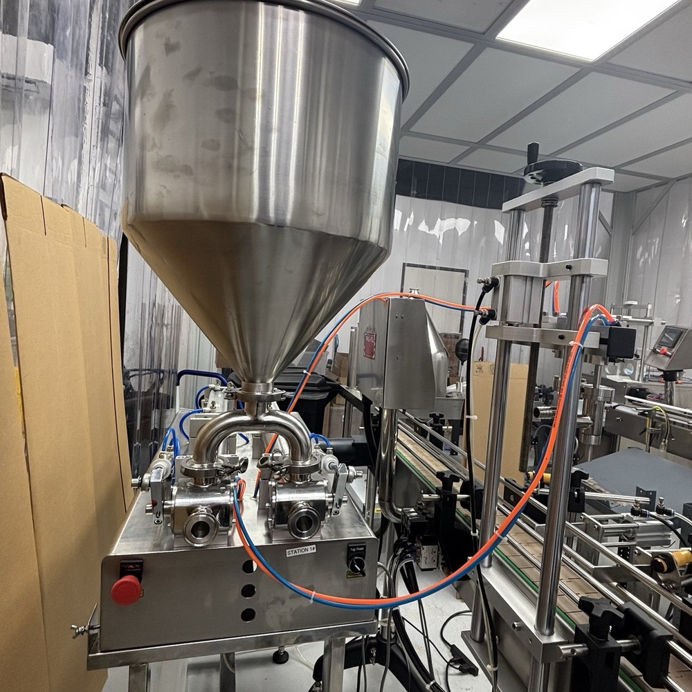 Automatic 2-head Liquid Filling Machine