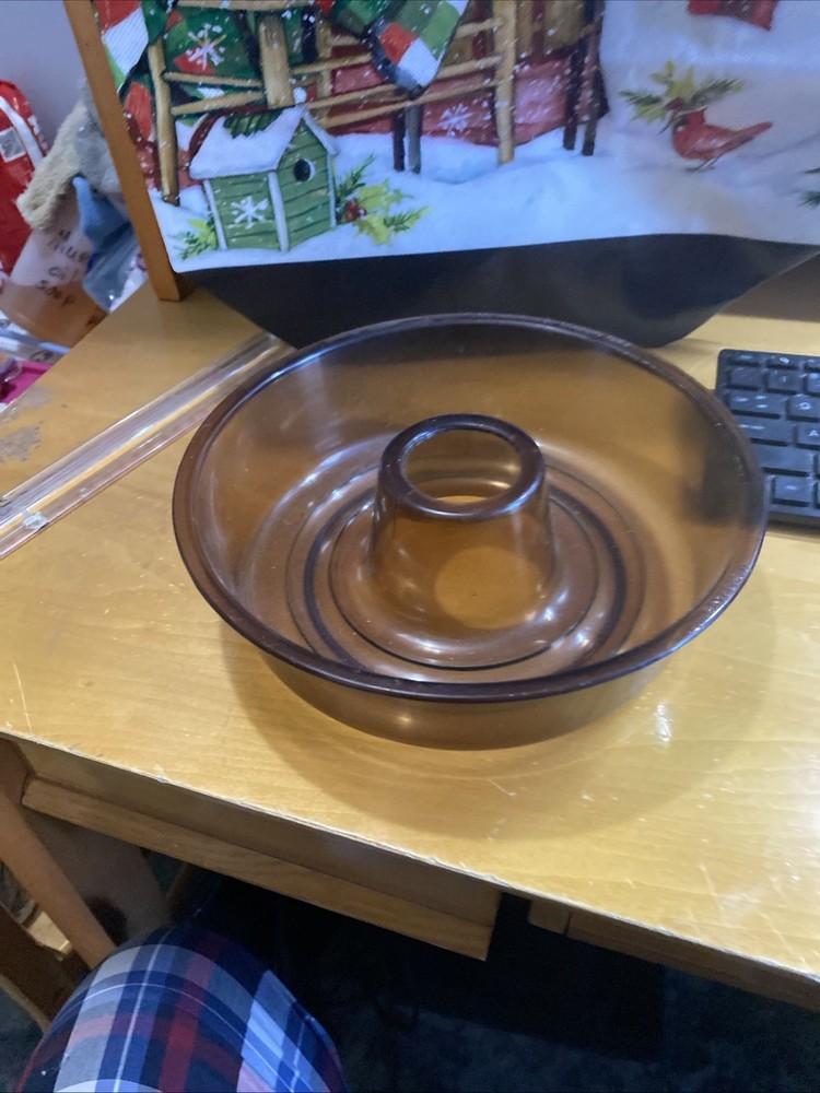 plastic-9 inch-chip/nut displayn tray (microwavable)