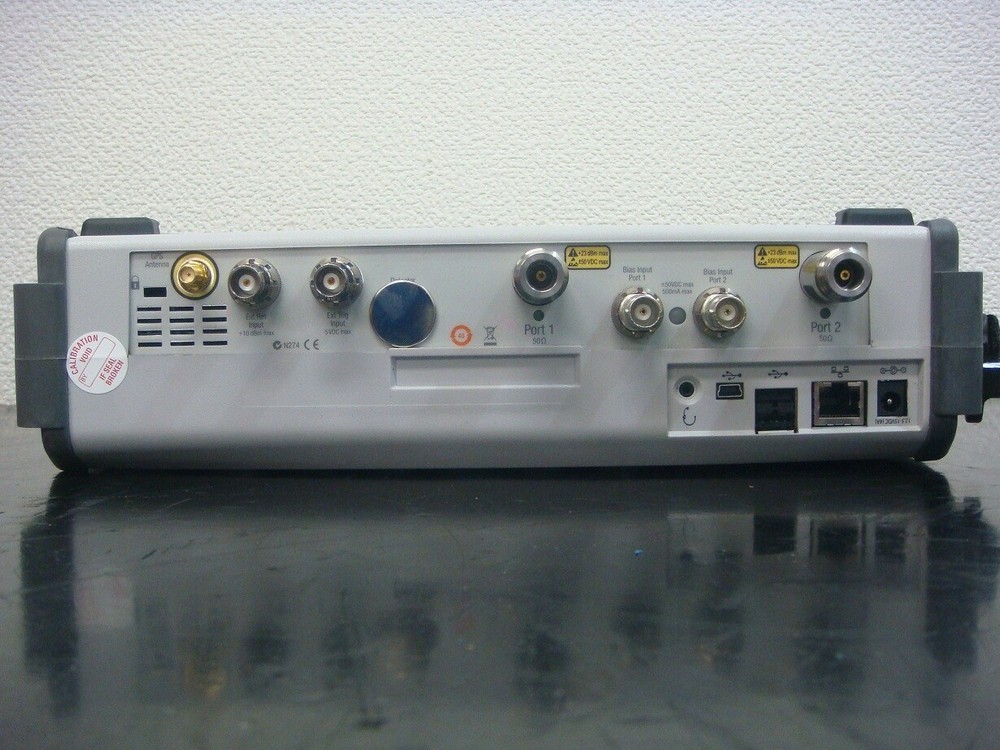 ANRITSU MS2028B 5 kHz - 20 GHz Handheld VNA Master Vector Network Analyzer