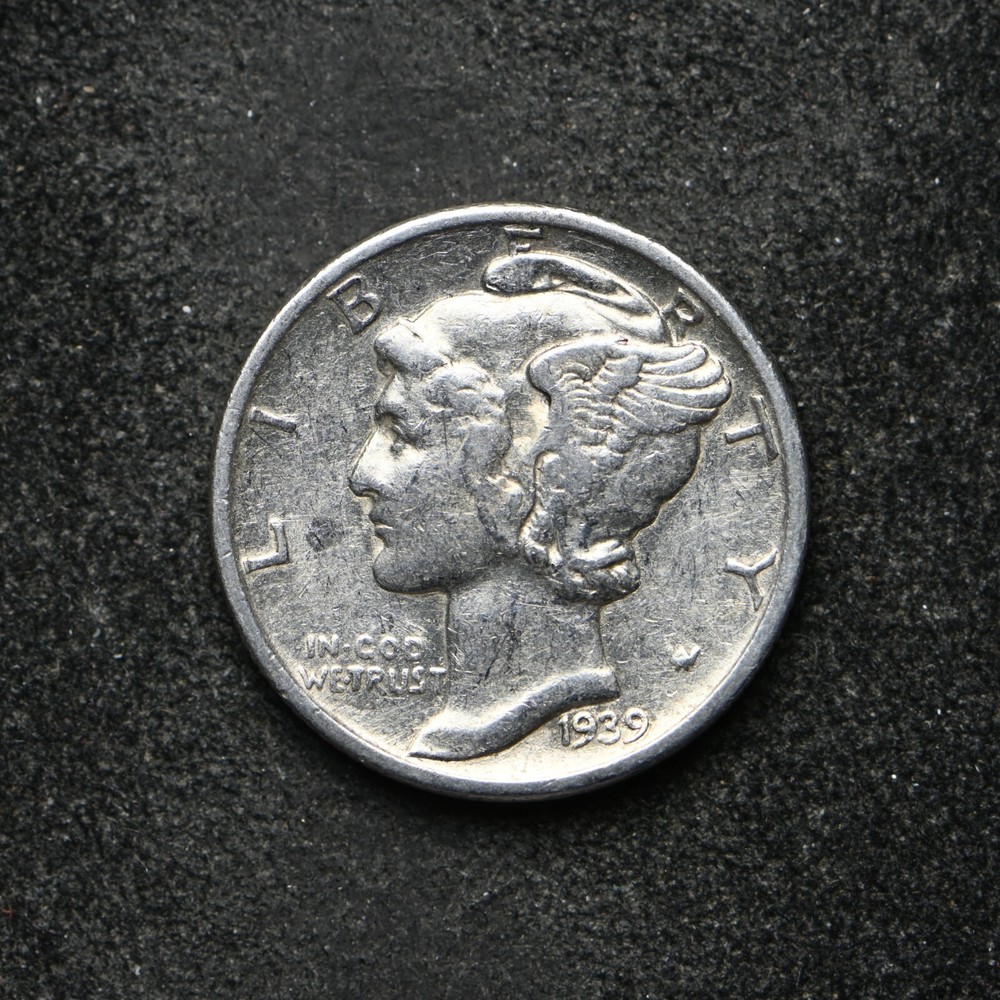 1939 Mercury Silver Dime (bb15913)