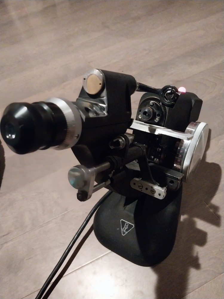 Baush Lomb Model 70 Vertometer
