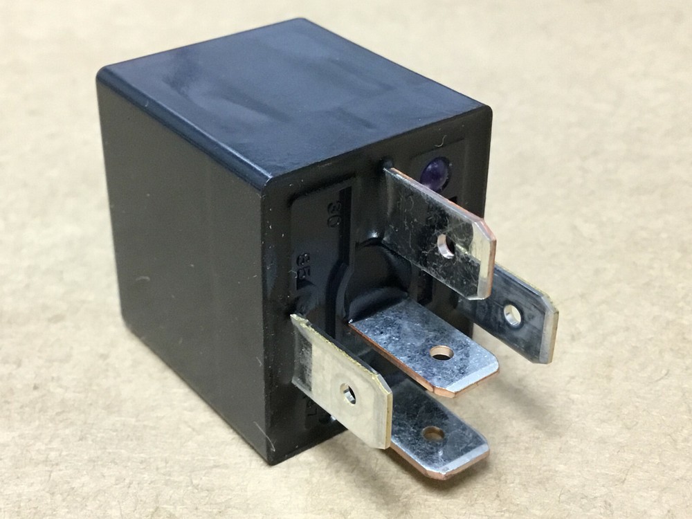 1 PC PANASONIC CB1-24V-H90 Solid State Relay CB1-24V, 650406