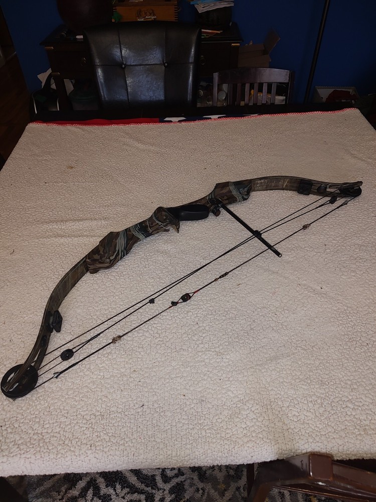 Golden Eagle Predator System Compound Bow