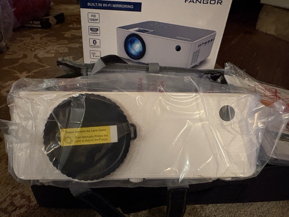 Fangor Wifi Multimedia Projector 1080p HD Projector Bluetooth Projector bundle