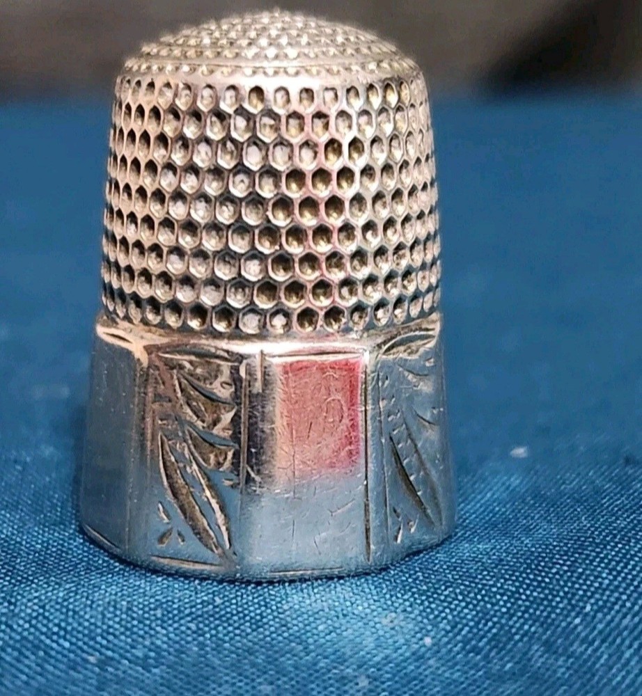 Antique Simons Bros Co Sterling Silver Thimble Size 12 Panel Border
