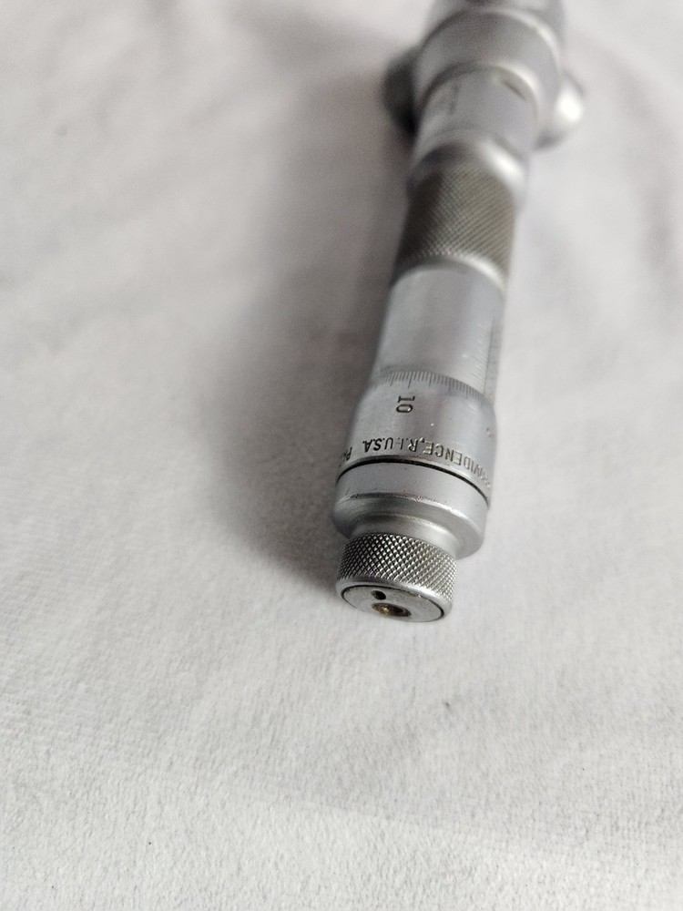 Brown & Sharpe Internal Bore Micrometer Range 2.0"- 2.40” - Model 281