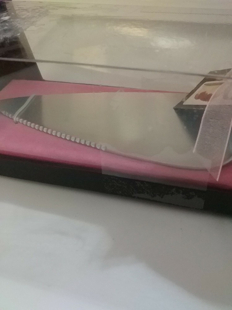 HIGH HEEL CAKE SERVER