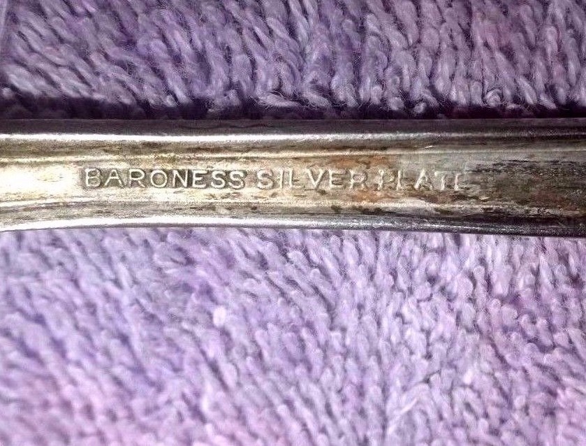 BARONESS SILVER PLATE CIR 1940'S