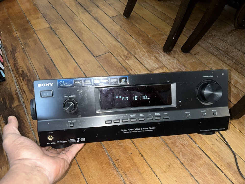 Sony STR-DH520  HDMI Includes Remote. Bundle