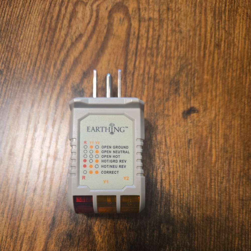 Circuit / Socket Tester by Earthing----Outlet Checker U.S. (Type B Wall Outlets)