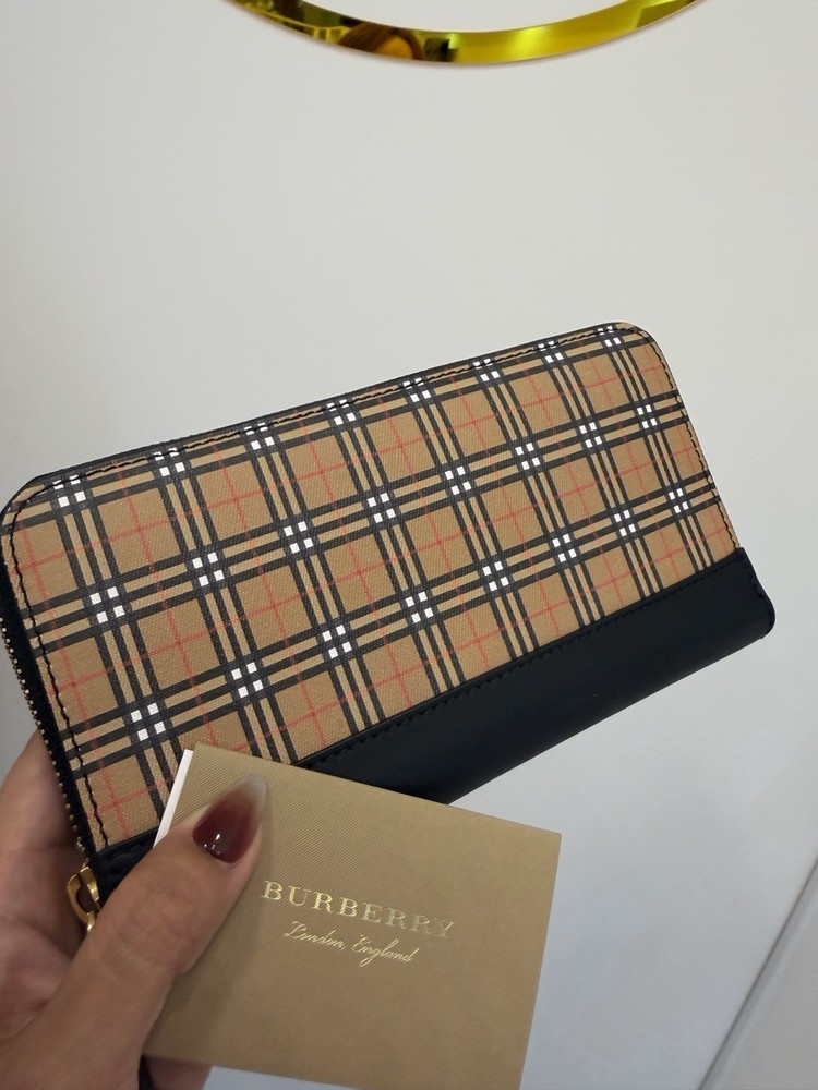 Burberry Wallet New