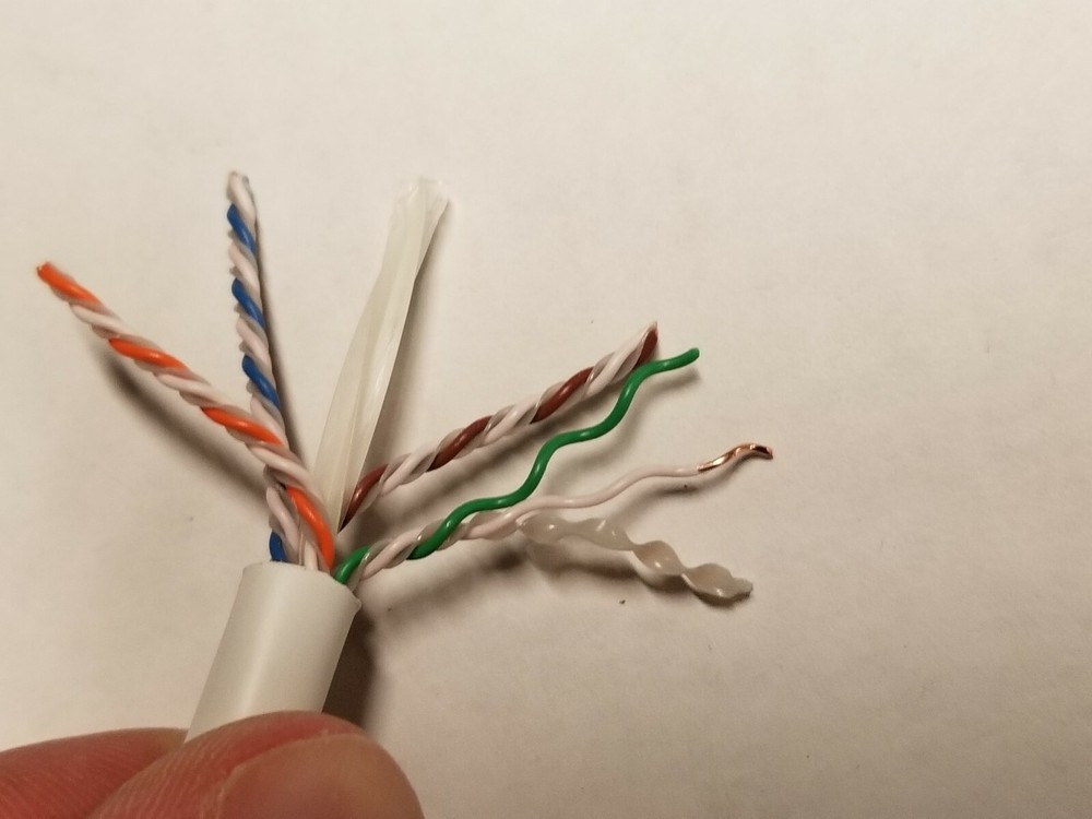 Commscope CS44R Cat6A U/UTP Network Ethernet 10G 10Gig Cable Riser White /100ft